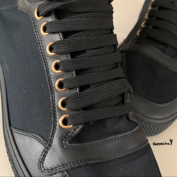 🚫SOLD•G®️🅰️ℹ️LED🚫 Versace High-Top Sneakers - Picture 4 of 11